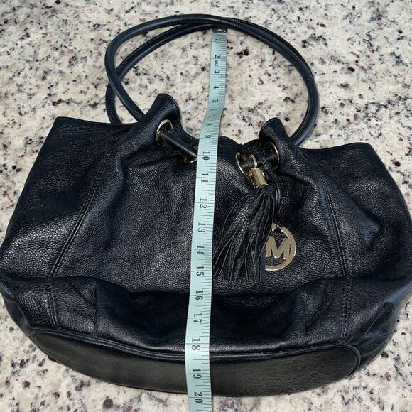 Michael Kors Womens Leather Ring Handle Hobo Handbag Black - Picture 7 of 11